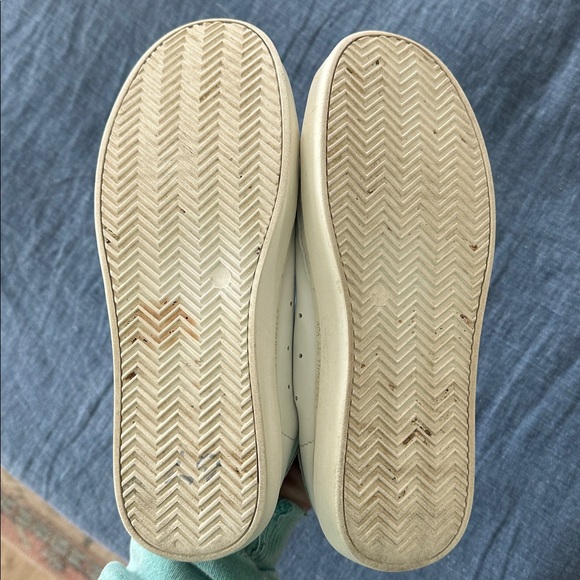 Golden Goose White Sneakers with Glitter Star Accent - Picture 7 of 9